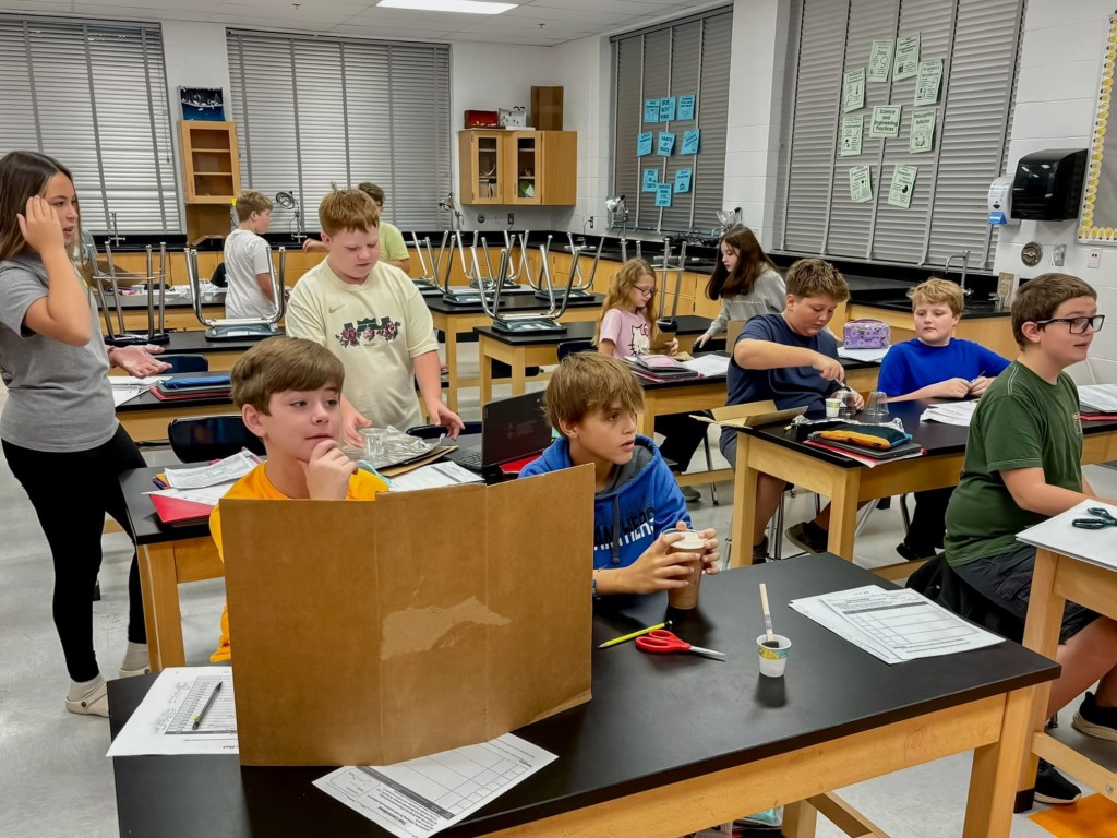 Organ Donor Project Sale Creek-7 Middle School kids working on science project