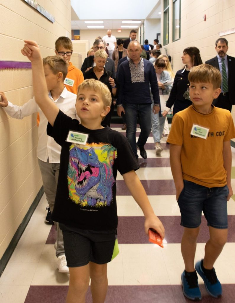 Ukraine Delegate Visits EBE-11 kids during East Brainerd Elementary Ukraine Mayor Visit