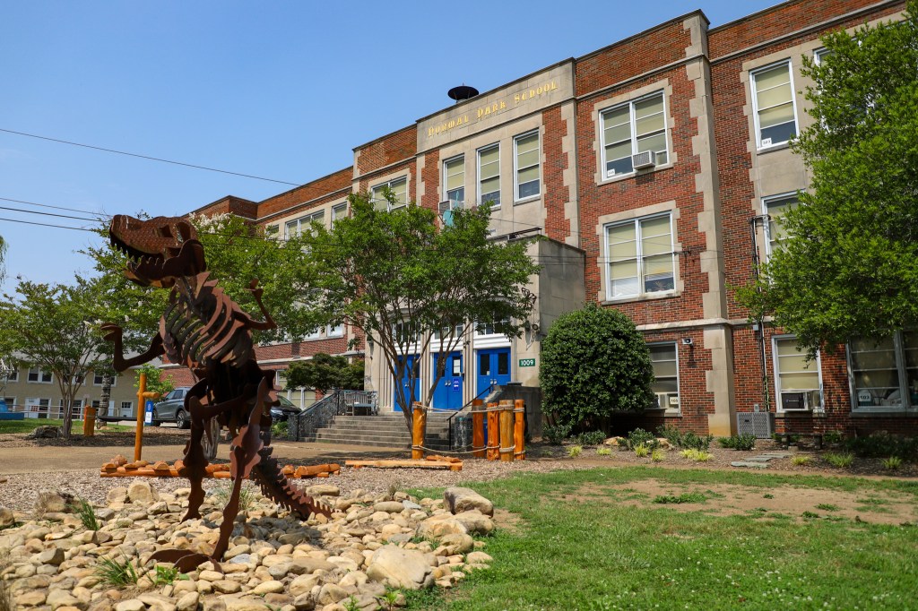 edit-120 Normal Park School